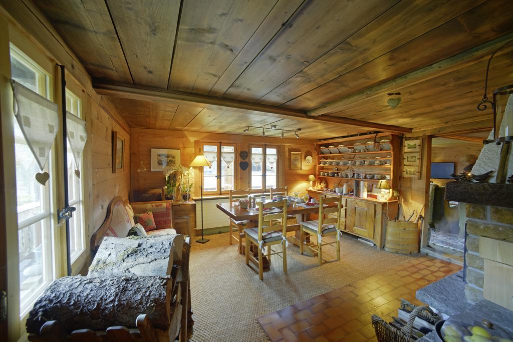 B&B Chalet La Croisee Vers L'Eglise Exterior foto